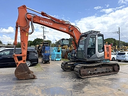 HITACHI Excavators ZX135USK-3 2009