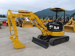 コマツ ミニ油圧ショベル(ミニユンボ) PC30MR-3 2015年