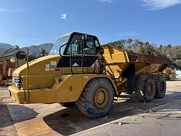 CATERPILLAR Carrier dumps 725 2007