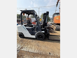 ユニキャリア フォークリフト FHD25T5 2019年