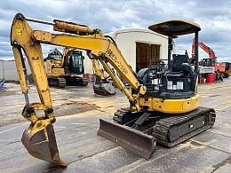 KOMATSU Mini excavators PC30MR-3 2015