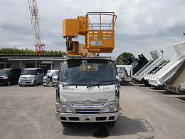 日野 高所作業車 TKG-XZU600E 2013年