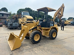CATERPILLAR Wheel loaders 901B2 2010