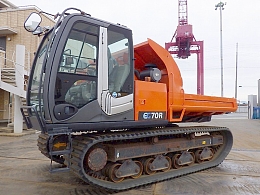 HITACHI Carrier dumps EG70R-3 2012