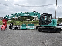 KOBELCO Excavators SK135SRD-3 -