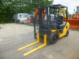 KOMATSU Forklifts FD25T-17 2011