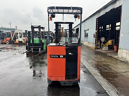 TOYOTA 8FBRK9 (Forklifts) at Hyogo, Japan | Buy used Japanese