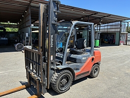 TOYOTA Forklifts 02-8FD30 2012