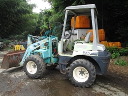 YANMAR Wheel loaders V4-5D 2006