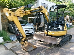 CATERPILLAR Mini excavators 040E SR 2015
