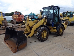CATERPILLAR Wheel loaders 907M 2015