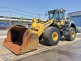 KOMATSU Wheel loaders WA480-8 2020
