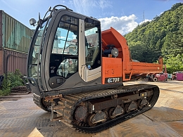 HITACHI Carrier dumps EG70R-3 2010