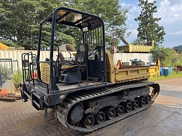 YANMAR Carrier dumps C50R-5 2015