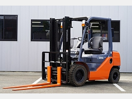 トヨタ フォークリフト 02-8FD25 2007年