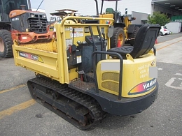 YANMAR Carrier dumps C12R-B 2015