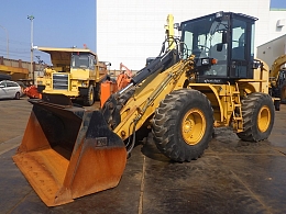 CATERPILLAR Wheel loaders 930H 2011