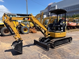 CATERPILLAR Mini excavators 303C CR 2013