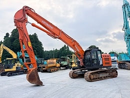 HITACHI ZX225USRLCK-5B 2014