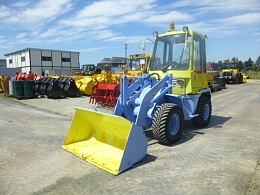 FURUKAWA CO., LTD Wheel loaders FL302-2 1997