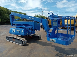 前田製作所 自走式高所作業車 HF120-2 2007年