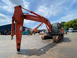 日立建機 油圧ショベル(ユンボ) ZX200-3 2008年