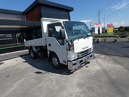 いすゞ ダンプ車 TKG-NJR85AD 2013年