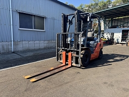 TOYOTA Forklifts 02-8FDL25 2021