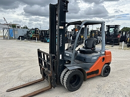 TOYOTA Forklifts 50-8FD25 2008