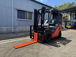 TOYOTA Forklifts 52-8FD25 2014