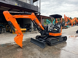 日立建機 ミニ油圧ショベル(ミニユンボ) ZX40U-5B 2016年