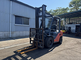 TOYOTA Forklifts 02-8FD30 2021