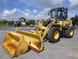 KOMATSU WA100-7 2016