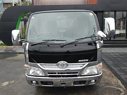 トヨタ 平ボディ TKG-XZU605 2013年