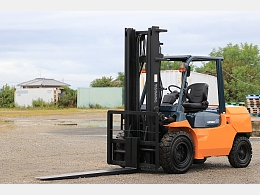 トヨタ フォークリフト 02-7FD40 2007年