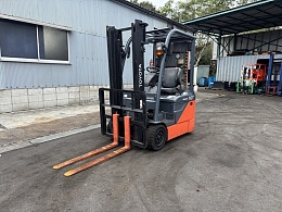 TOYOTA Forklifts 8FBEL10 2016