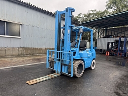 TOYOTA Forklifts 7FD25 2001
