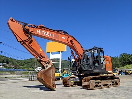 HITACHI Excavators ZX225US-6 2020