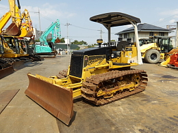 CATERPILLAR Bulldozers BD2J 2005
