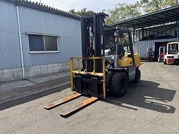 TCM フォークリフト FD40T2 2013年