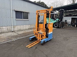 住友フォークリフト フォークリフト 61FBR10SXII 2020年