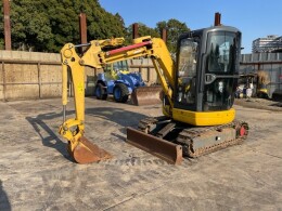 KOMATSU Mini excavators PC30UU-5 2015