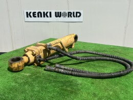 コマツ 中古パーツ シリンダー -