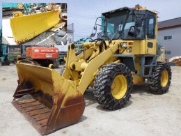 Komatsu Tiresショベル(Wheel Loaderー) WA200-3 1999