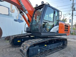 HITACHI Excavators ZX200-6 2018