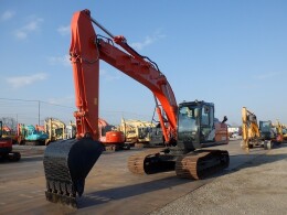 HITACHI Excavators ZX200-6 2020