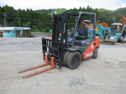TOYOTA Forklifts 02-8FD25 2022