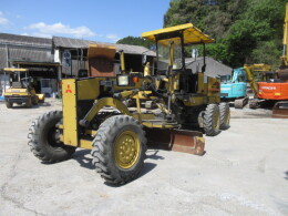 MITSUBISHI HEAVY INDUSTRIES Graders MG230 2008