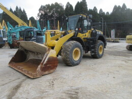 KOMATSU Wheel loaders WA380-8 2017