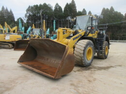 KOMATSU Wheel loaders WA380-8 2017